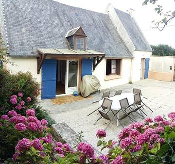 Location de vacances pour 4 personnes, avec jardin, animaux acceptés à Cricqueville-en-Bessin