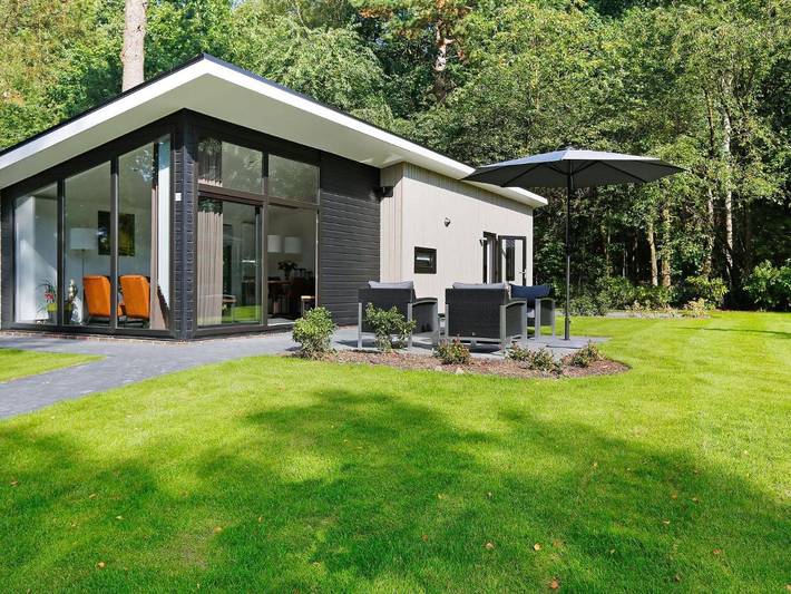 Vakantiewoning voor 5 personen, with Terras and Tuin as well as Zwembad in Markelo