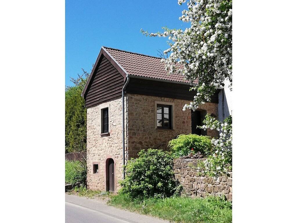 Ferienhaus in Feusdorf mit Schwimmbecken in Feusdorf, Vulkaneifel