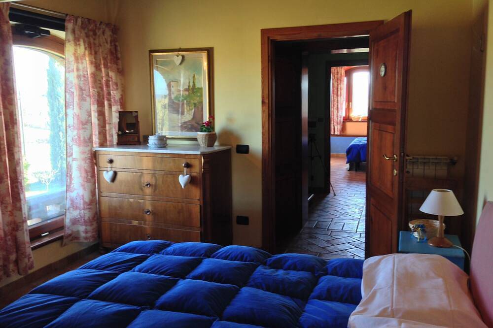 Geheel appartement, Prestigious apartment infinity pool breathtaking view wifi and air conditioning in Sovicille, Provincie Siena