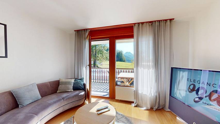 Ferienwohnung für 5 Personen, mit Balkon und Terrasse sowie Garten und Seeblick in Silvaplana - 2
