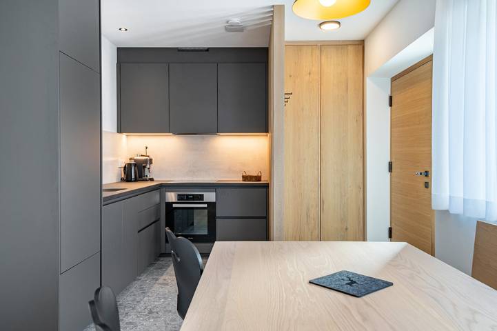 Ganze Wohnung, Ferienwohnung 'Mountain Meadows Apt 1' mit Bergblick, privater Terrasse und Wlan in Mitterolang, Olang