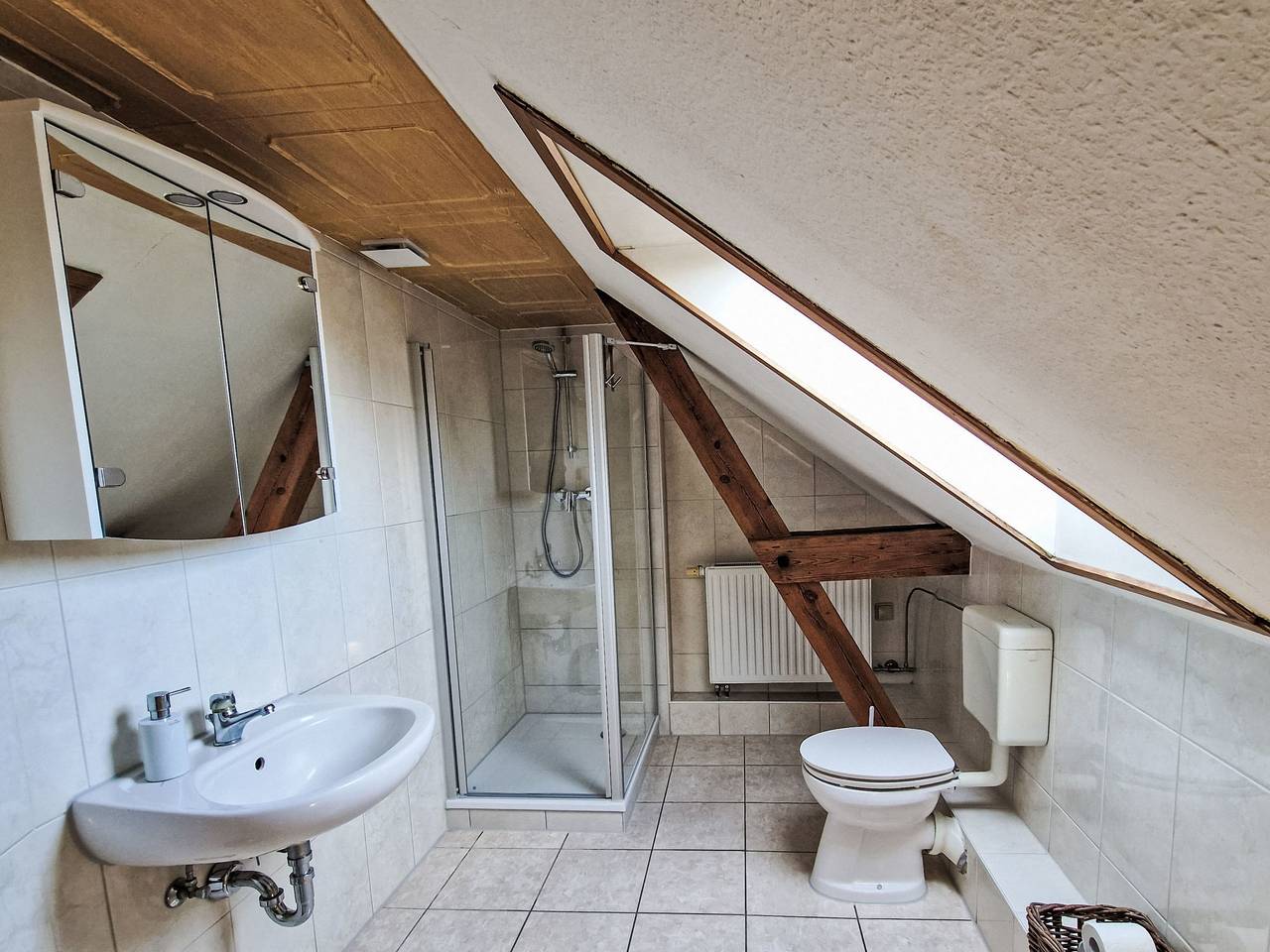 Ganze Wohnung, Gemütliche Ferienwohnung mit Balkon und Internet, 200 m vom Küstriner Vorland Center entfernt in Manschnow, Küstriner Vorland