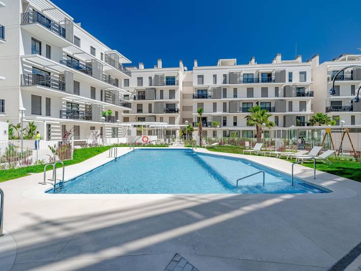 Apartament wakacyjny dla 4 osób, z taras i basen dla dzieci oraz ogród w Dénia