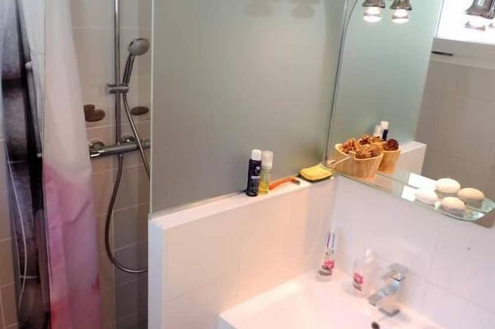 Location de vacances pour 4 personnes, avec Balcon ainsi que Jardin et Piscine à Thonon-les-Bains - 4
