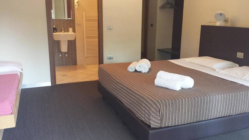 Appartamento per 4 persone, con Balcone e Terrazza a Saronno