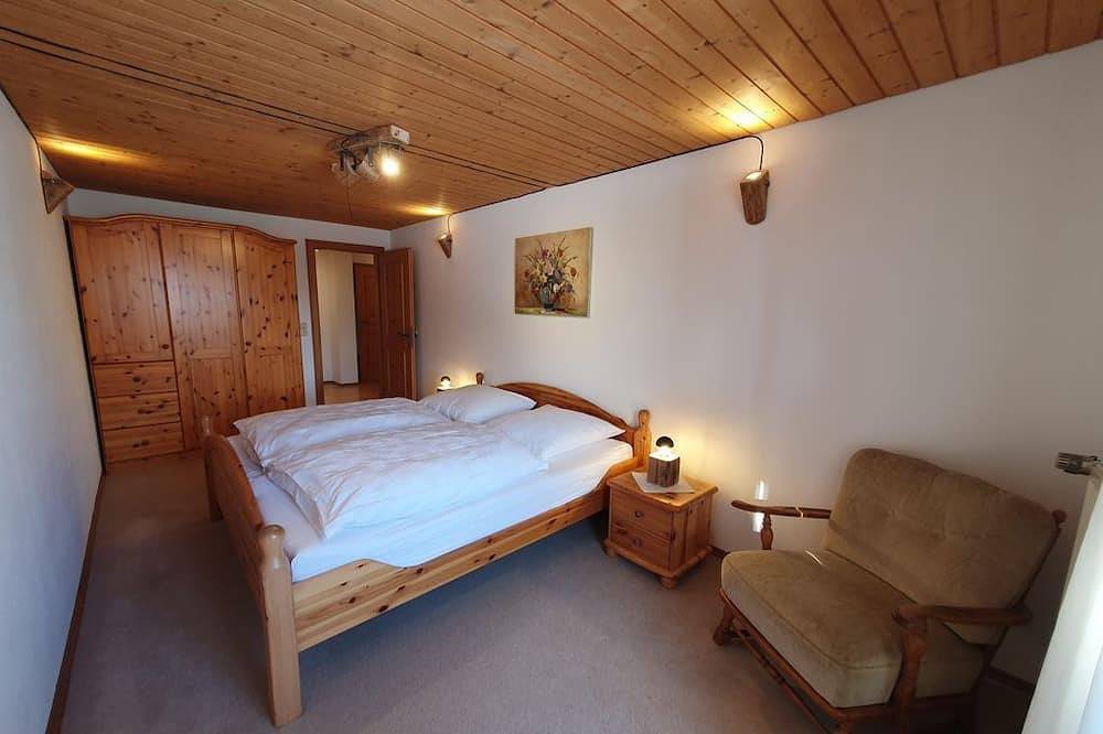 Ganze Wohnung, Ferienwohnung links - Prümbachhof in Weissbach an der Alpenstrasse, Schneizlreuth