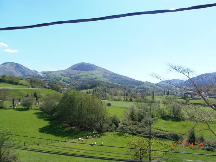 Gîte pour 6 personnes, avec jardin et jacuzzi à Saint-Étienne-de-Baïgorry - 2