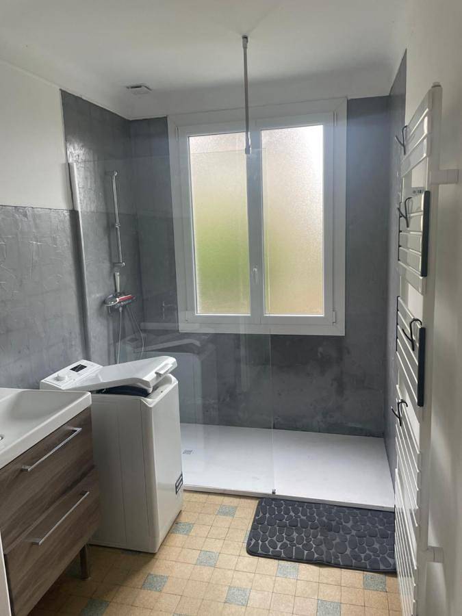 Location de vacances pour 7 personnes, avec balcon, animaux acceptés à Dhuizon - 2