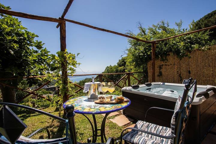 Ferienhaus für 4 Personen, mit Whirlpool und Garten - 1