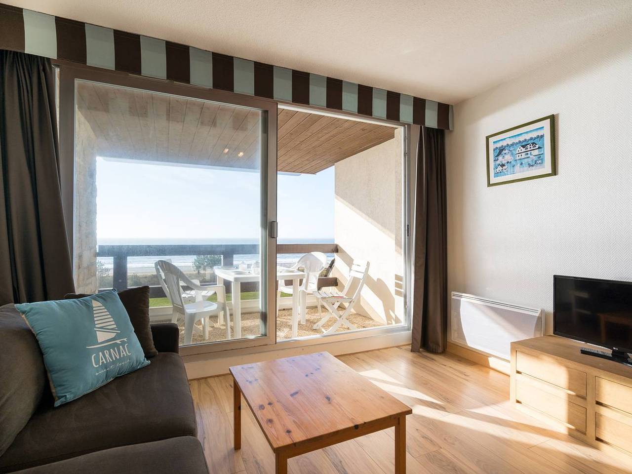 Studio entier, Carnac - Studio cabine 4 pers, 28m², vue mer, parking, animaux acceptés in Carnac Plage, Carnac