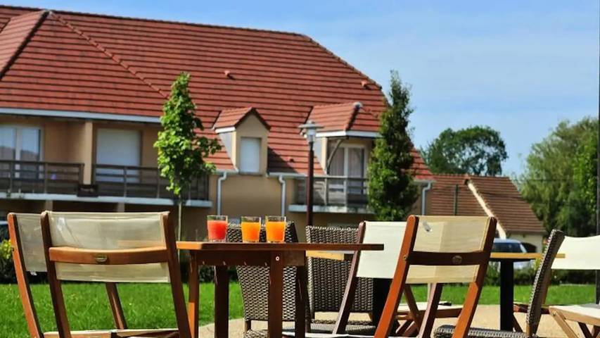 Appartement de vacances pour 5 personnes, avec Jardin ainsi que Piscine et Sauna dans l' Eure - 3