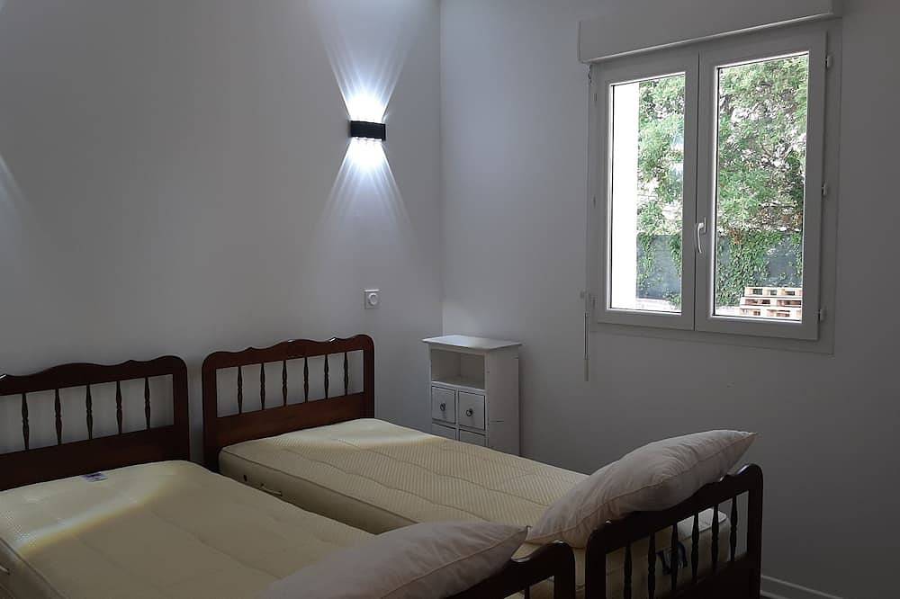 Verdon region, house with terrace and garden, 3 bdrms, discount/2nd week in Régusse, Región Brignoles