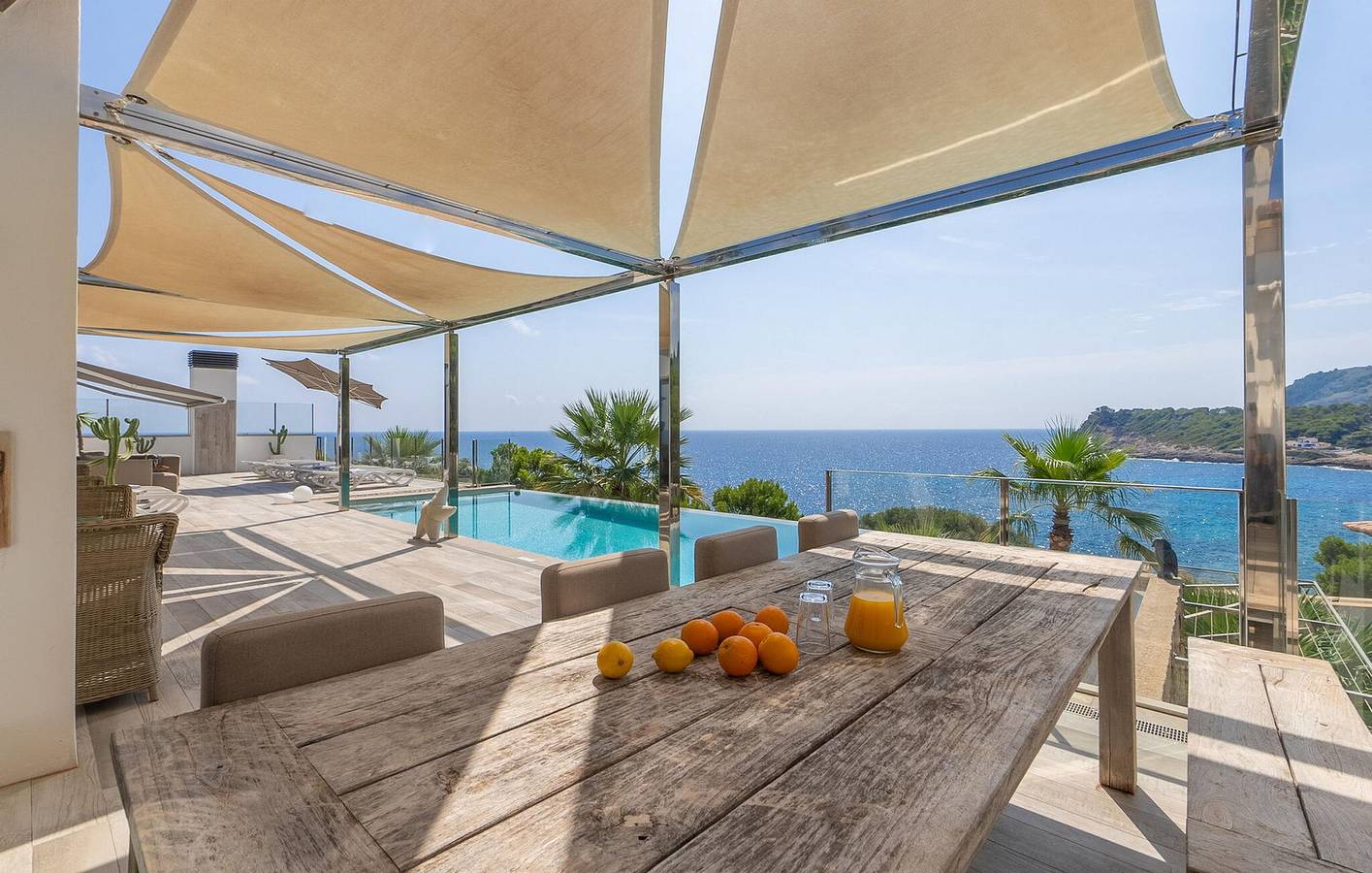 Sea View Apartment with Pool, Kitchen, AC & WiFi - 600m to Beach in Cala Provençal, Capdepera