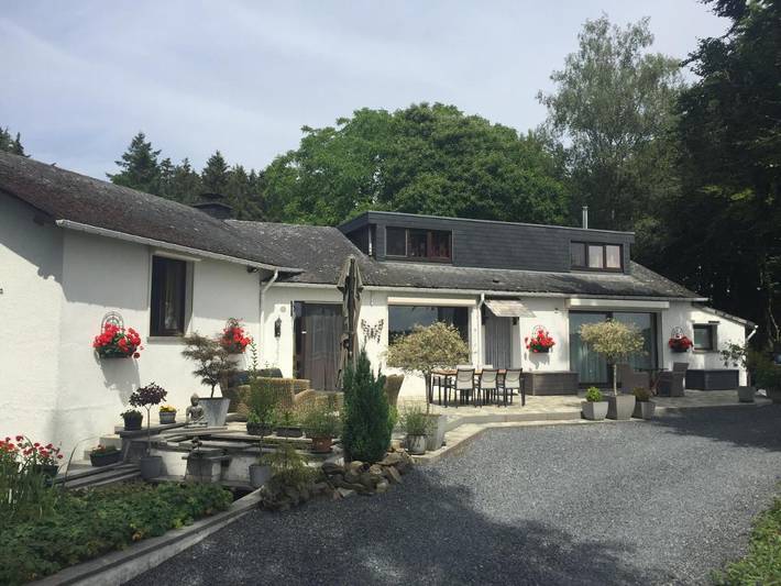 Location de vacances pour 4 personnes, avec terrasse ainsi que jardin et vue dans Redu - 4
