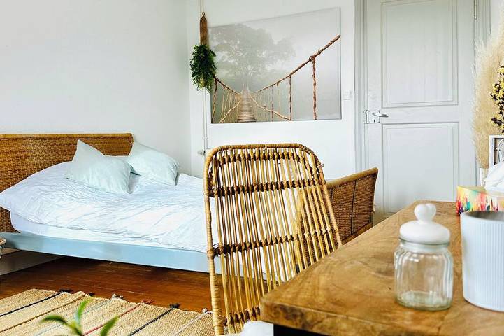 Entire apartment, Vintage Loft •  155 m² •  4 bedrooms •  Parking, Netflix, Ultra-fast fiber Wifi in Mulhouse, Mulhouse region