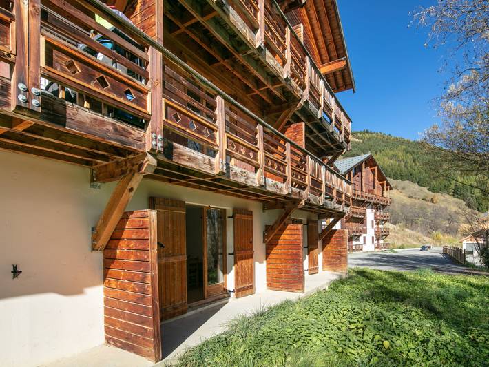 Gîte pour 6 personnes, avec terrasse à Saint-Sorlin-d'Arves - 2