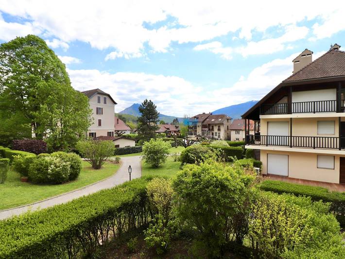 Ganze Wohnung, 3-Zimmer-Wohnung mit Pool, in der Nähe vom See in Annecy in Menthon-Saint-Bernard, Annecy und Umgebung