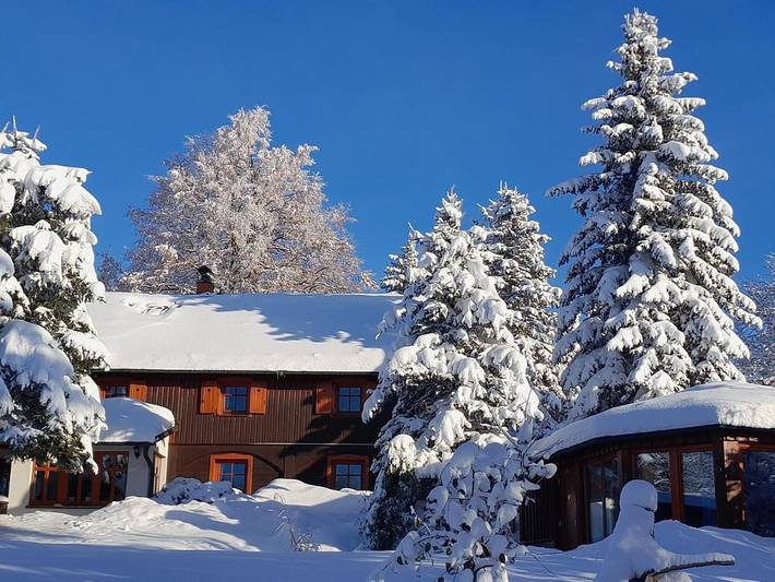 Vakantiehuis voor 6 personen, with tuin and sauna as well as zwembad and uitzicht in Noord-Bohemen