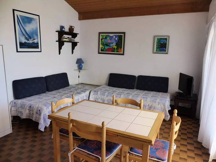 Gîte pour 4 personnes, avec Terrasse dans Plage Notre-Dame - 4