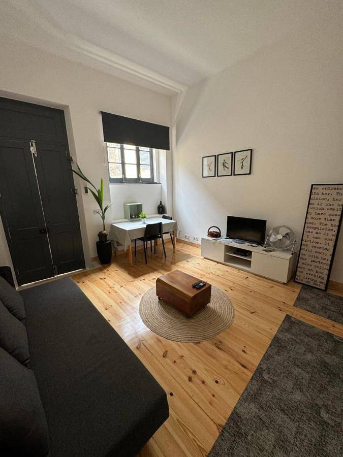 Apartamento inteiro, One-Bedroom Apartment in Almada, Halbinsel von Setúbal