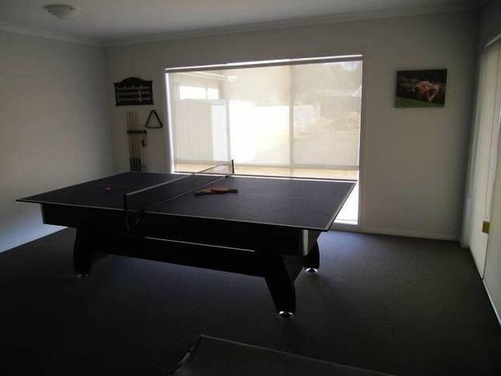 Holiday home for 13 people, with garden in Philip Island