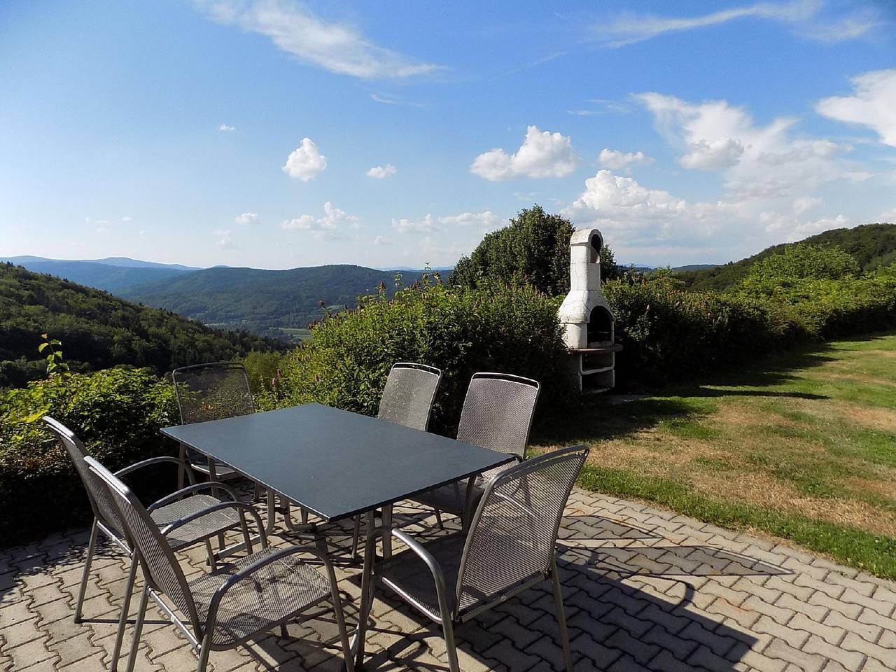Ganze Ferienwohnung, Appartement in Langfurth mit Kleinem Balkon in Schöfweg, Ostbayern
