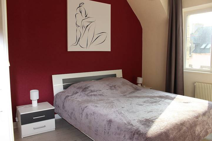 Location de vacances pour 10 personnes, avec terrasse et jardin, animaux acceptés dans Plage Lehan - 2