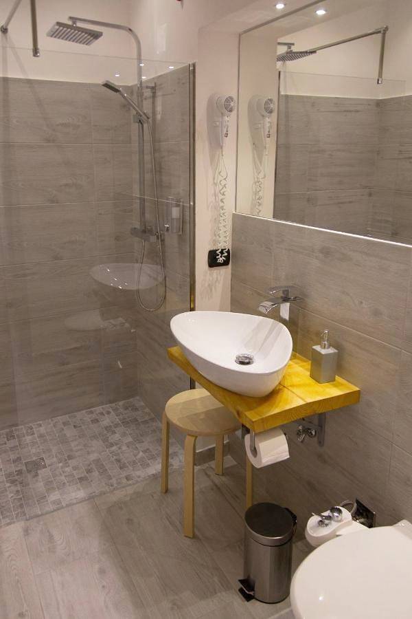 Location de vacances pour 2 personnes, avec jardin et vue, animaux acceptés à Mascalucia - 4