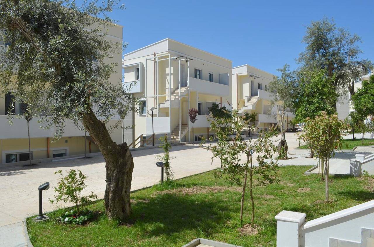 Elite 2 Kosta in Dhërmi, Himarë