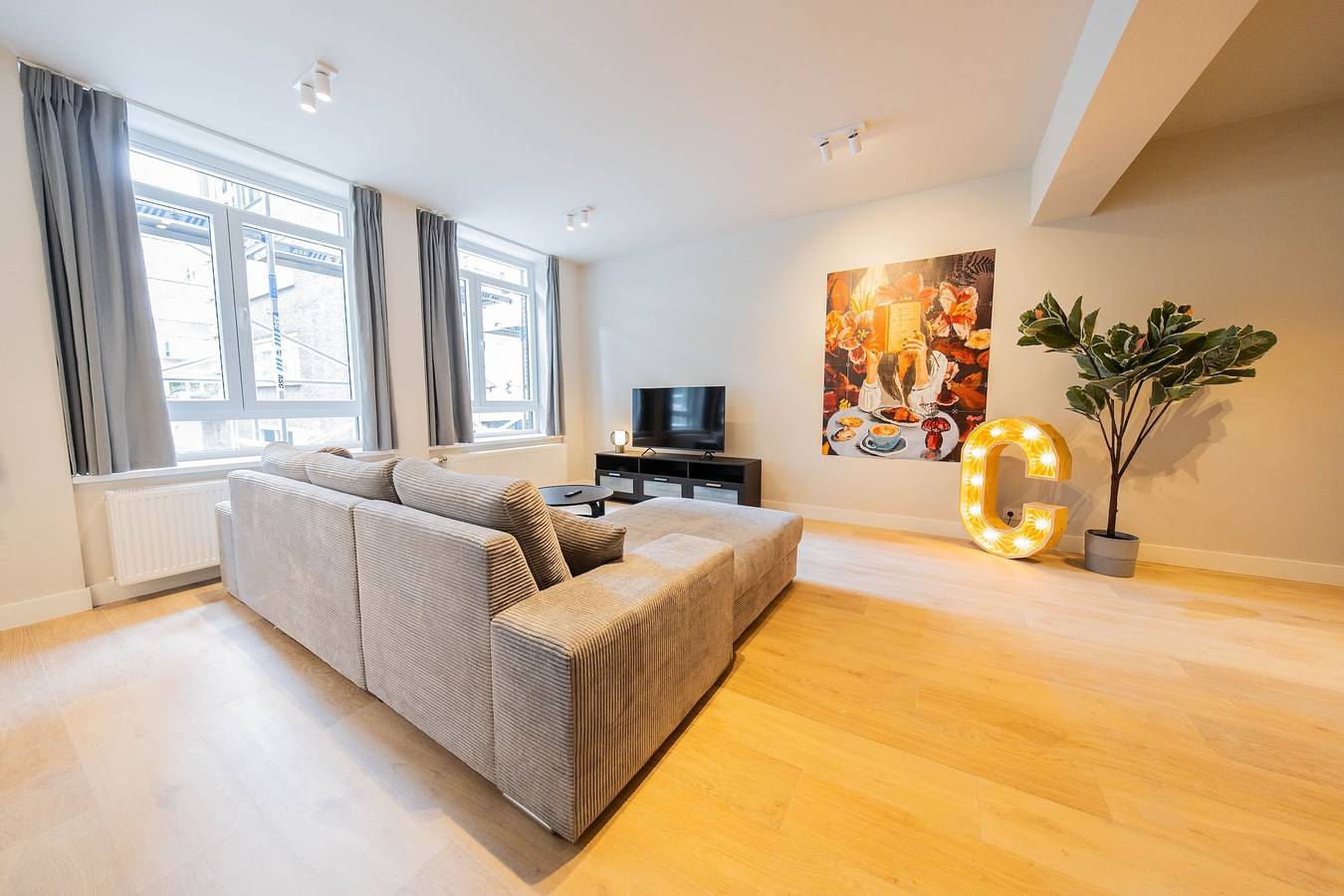 Entire apartment, Rotterdam Rustique  3Bdr Apartment Juf in Rotterdam, South Holland