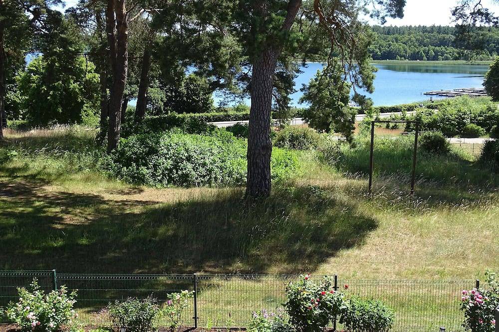 Ganze Wohnung, Ferienwohnung mit Seeblick in Fürstensee, Neustrelitz