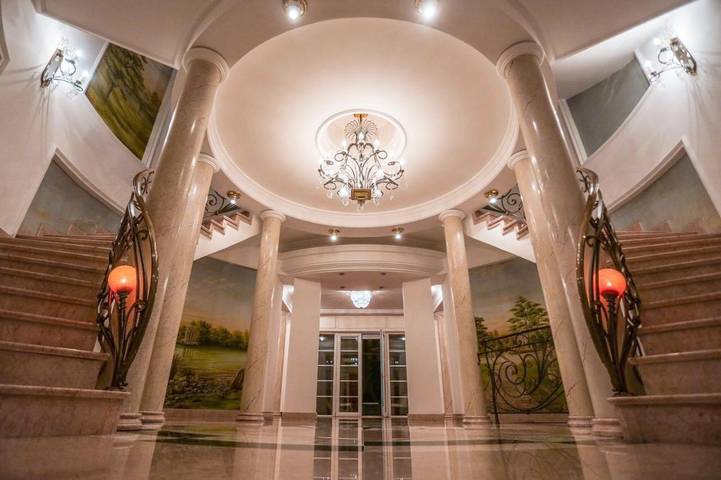 Holiday rental for 16 people, with Balcony and Hot tub as well as Terrace and Garden in Belgrade