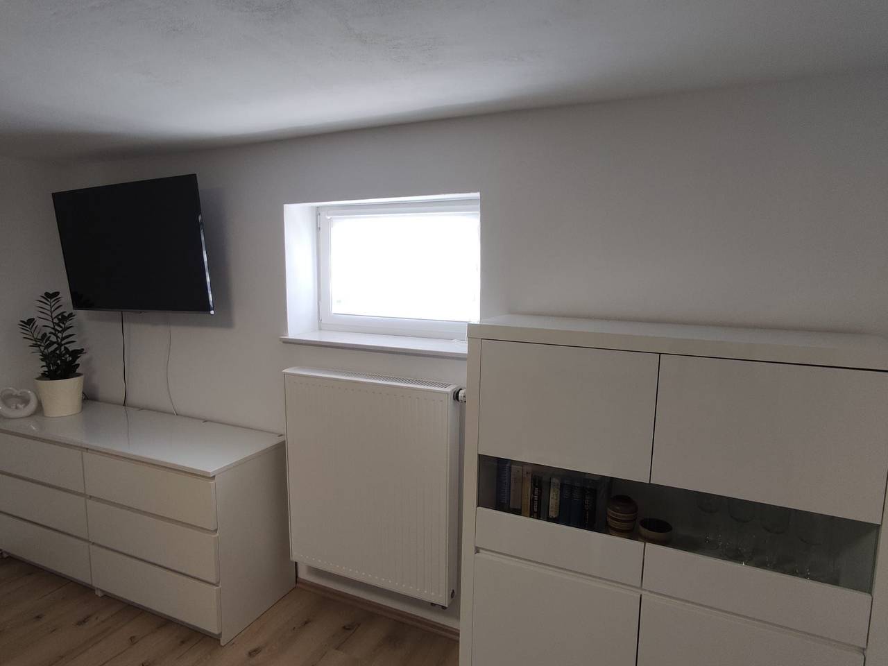 Ganze Wohnung, Gemütliche Ferienwohnung in Vollmarshausen in Lohfelden, Hessisches Bergland