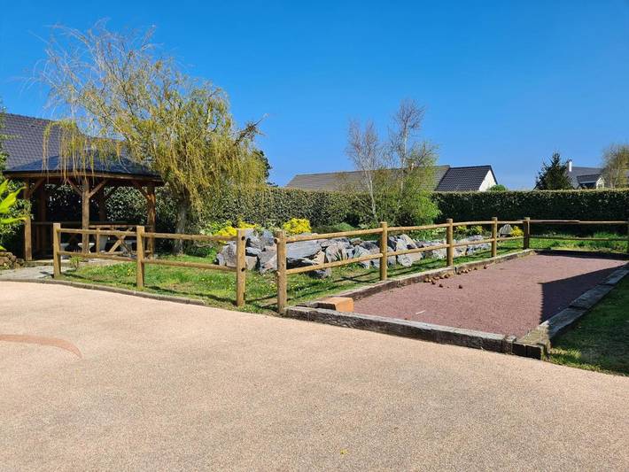 Location de vacances pour 10 personnes, avec jardin ainsi que piscine et sauna à La Poterie-Cap-d'Antifer - 4