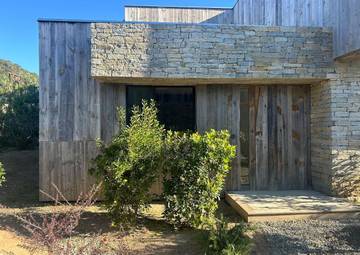 Cottage pour 8 personnes, avec piscine et vue ainsi que jardin et sauna dans Plage De L Ovu Santu