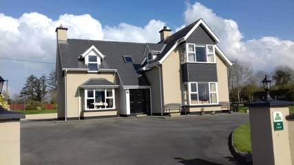 Bed & breakfast for 2 people, with garden in County Kerry