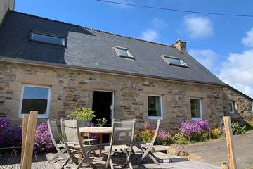 Gîte pour 7 personnes, avec jardin et terrasse, animaux acceptés à Saint-Michel-en-Grève