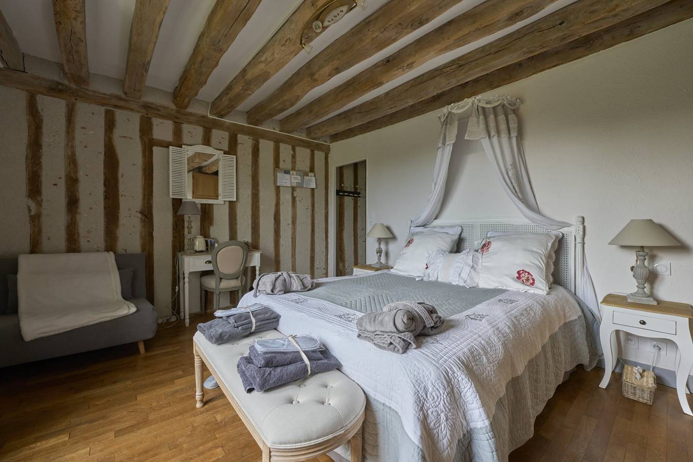 Le Theil - Chambre Douceur (2 adultes, 1 enfant) in Blois, Région de Blois