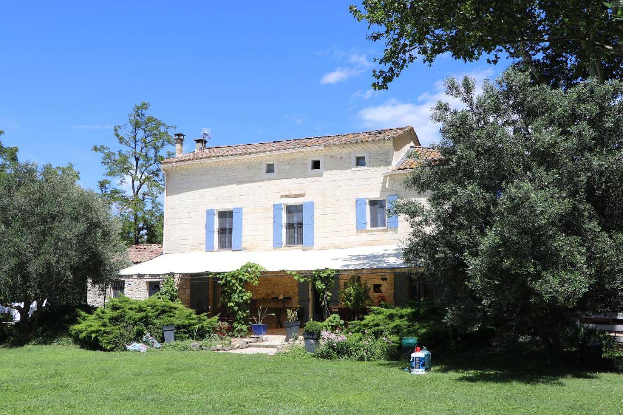 Le Mas des Cerisiers Jacuzzi et Sauna inclus pour tous les logements in Avignon, Vaucluse