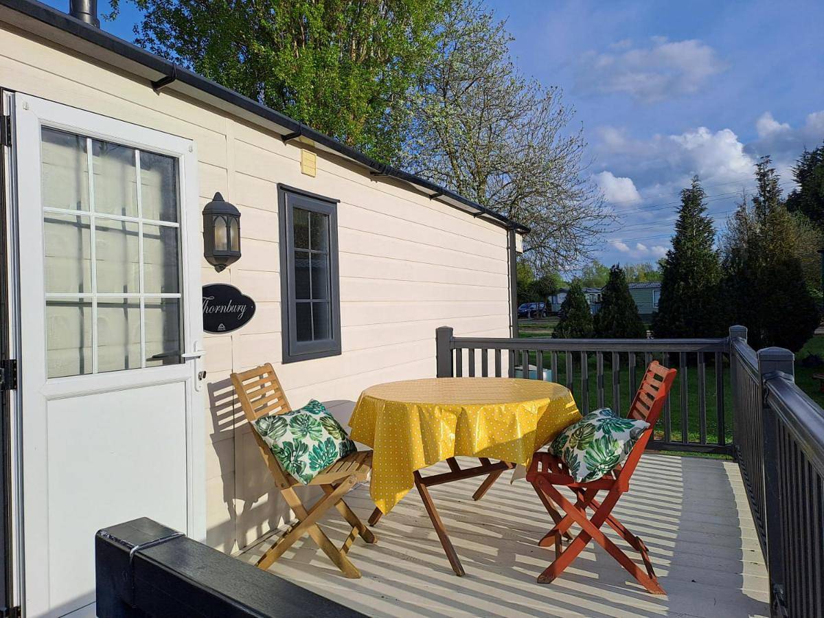 Mobile Home in Northampton, Northamptonshire