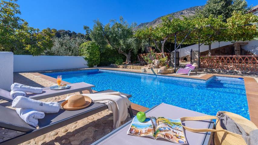 Chalet para 6 personas, con balcón/terraza y piscina, Se admiten mascotas - 1