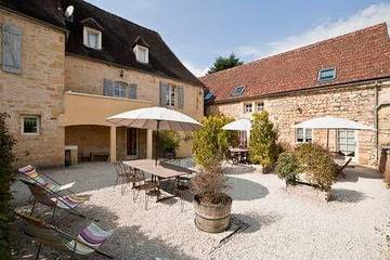 Gîte pour 7 personnes, avec terrasse et jardin, animaux acceptés à Sainte-Mondane