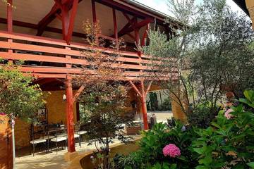 Gîte pour 6 personnes, avec balcon et jardin, animaux acceptés à Geaune
