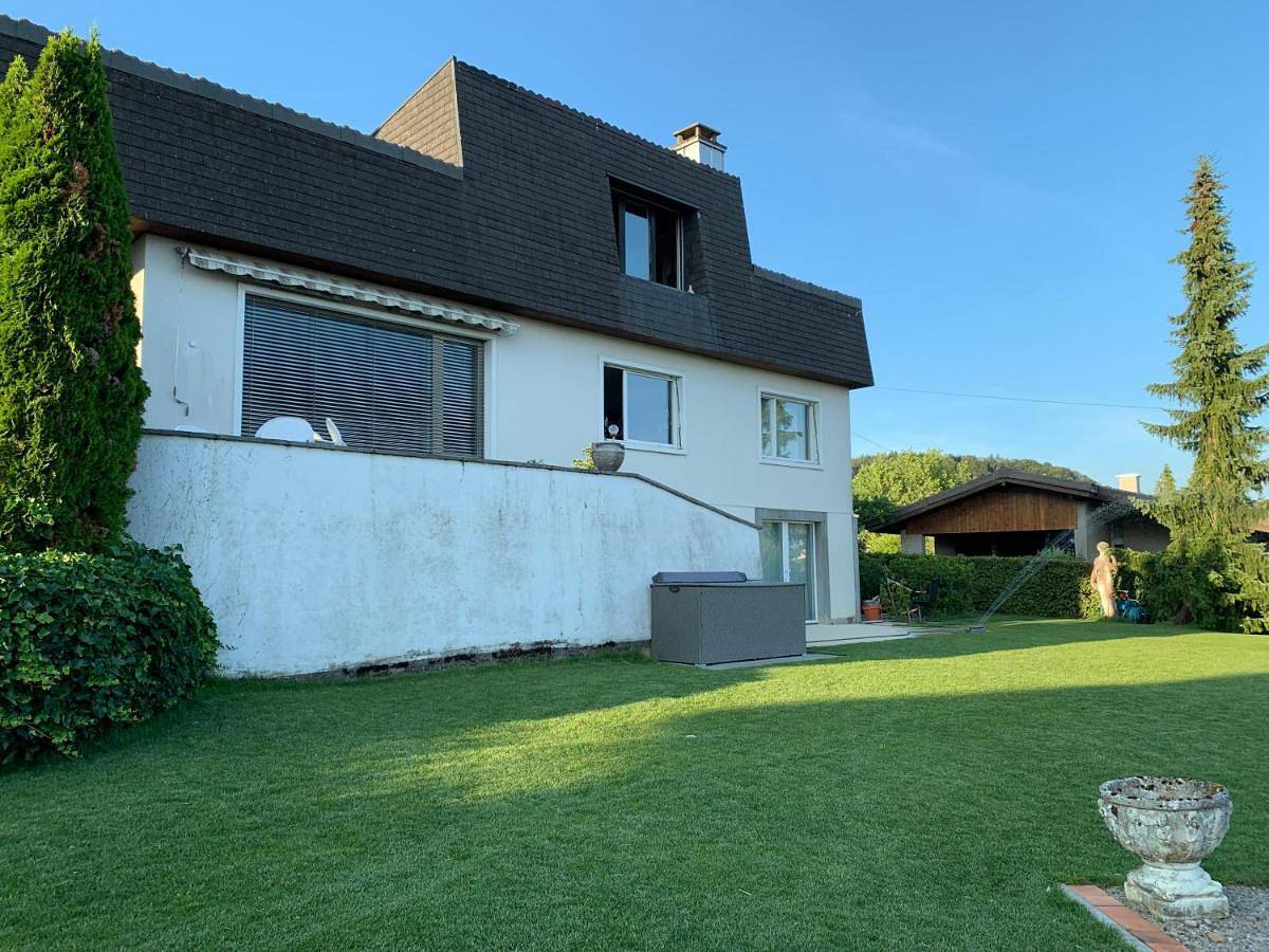 Villa in Oberbalmberg, Günsberg