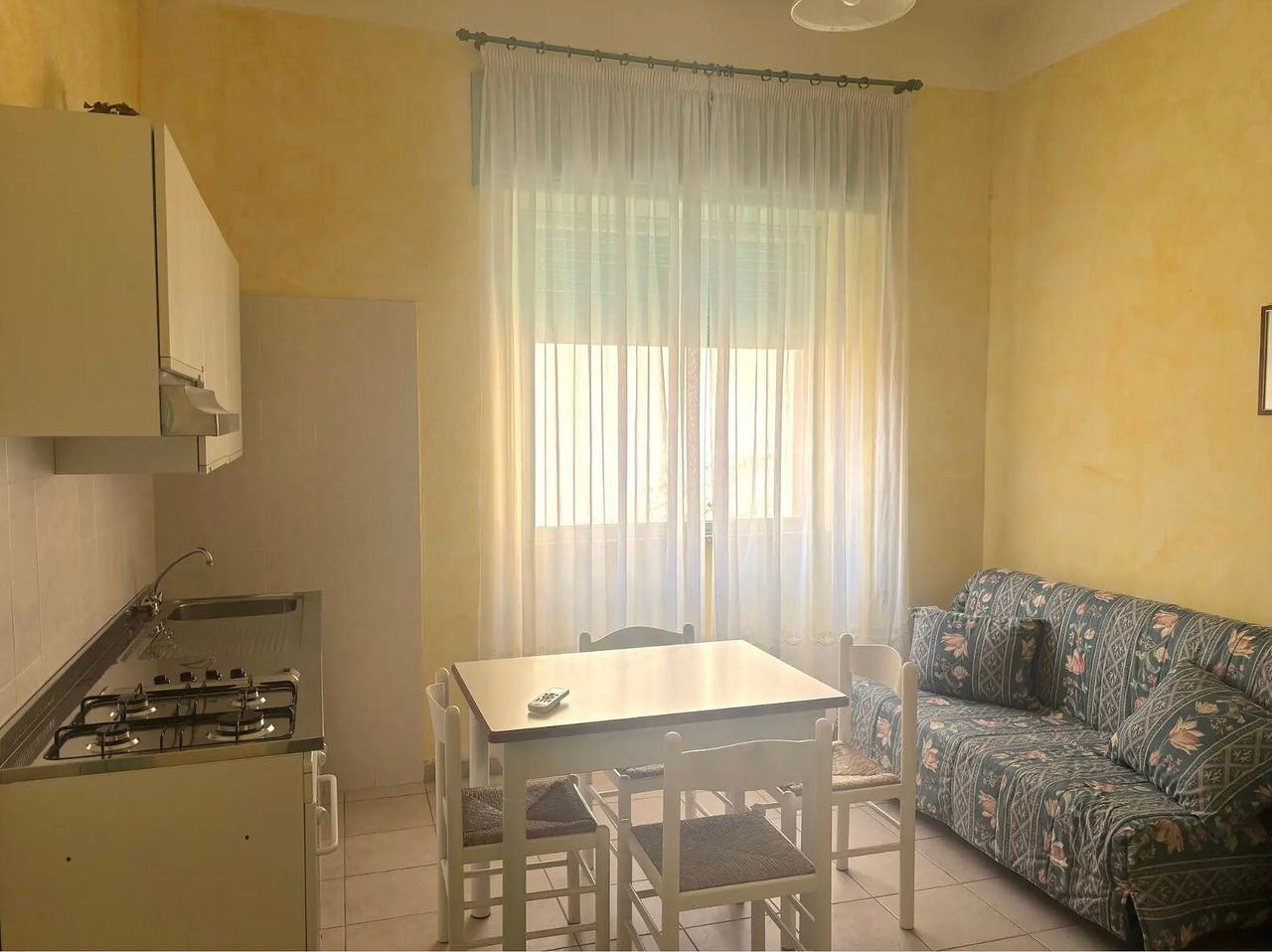 Ganze Wohnung, Apartment „Smart Convenient“ mit Gemeinschaftsgarten und Klimaanlage in Orosei, Golf von Orosei