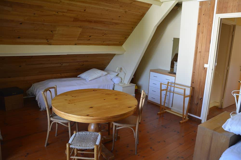 Breathtaking view of Omaha Beach. For vacations with family and friends! in Omaha Beach, Vierville-sur-Mer