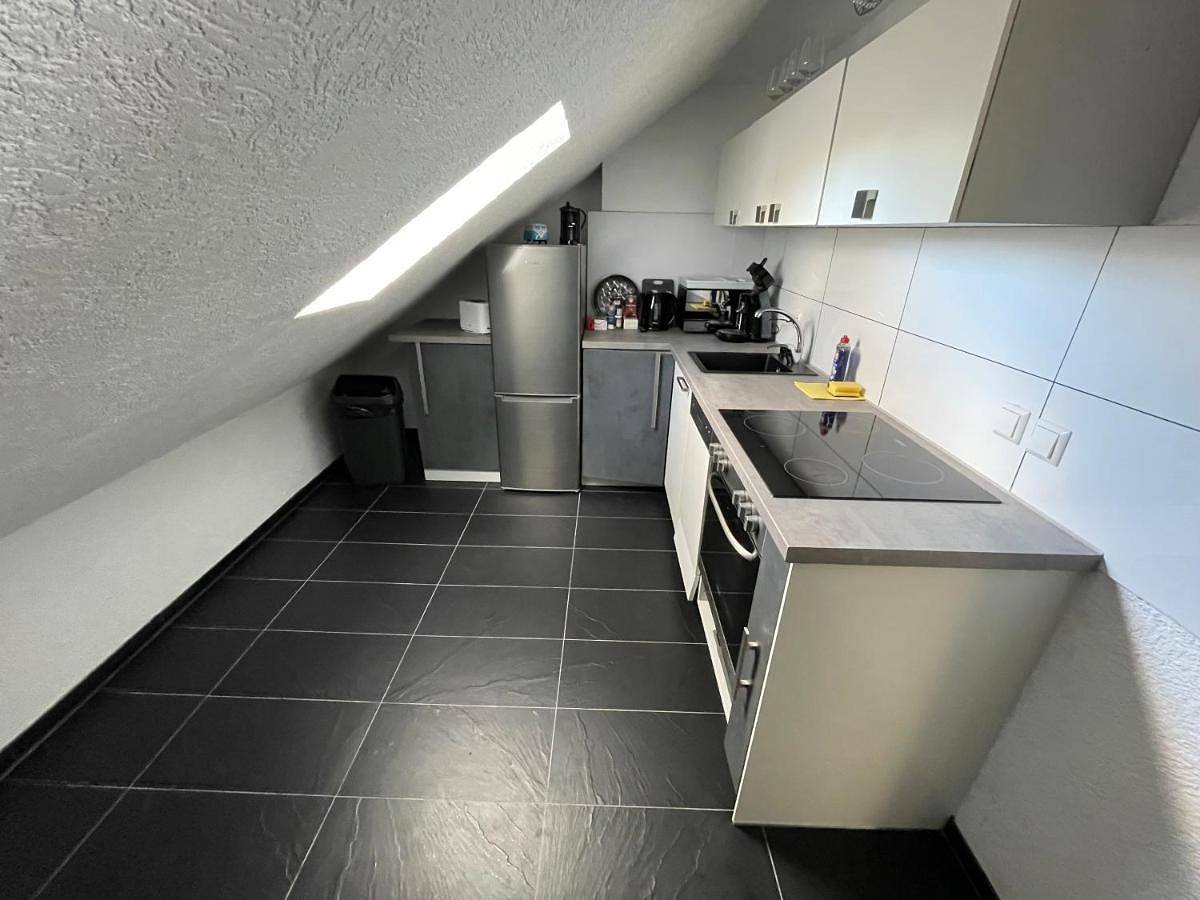 Appartement entier, Moderne gemütliche 2-Zimmer Wohnung Stuttgart Bad-Cannstatt in Bad Cannstatt, Stuttgart