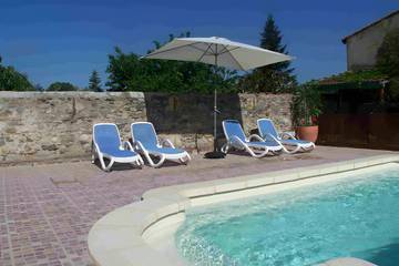 Chambre d’hôte pour 2 personnes, avec piscine et jardin, animaux acceptés dans les Pyrénées-Orientales