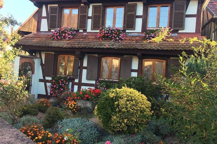 Gîte pour 9 personnes, avec jardin à Obermodern-Zutzendorf